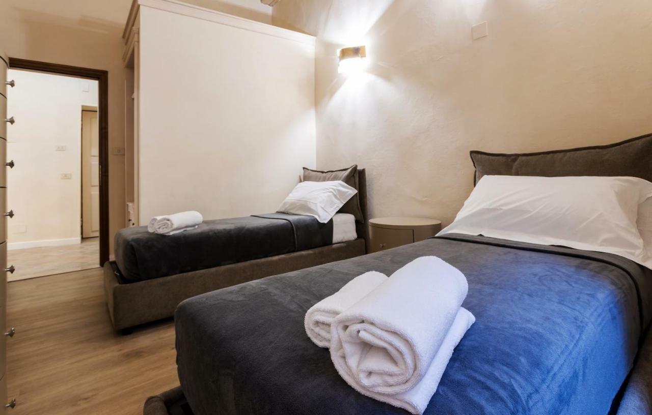 Duomo 2 Bedroom Apartment Florence Extérieur photo