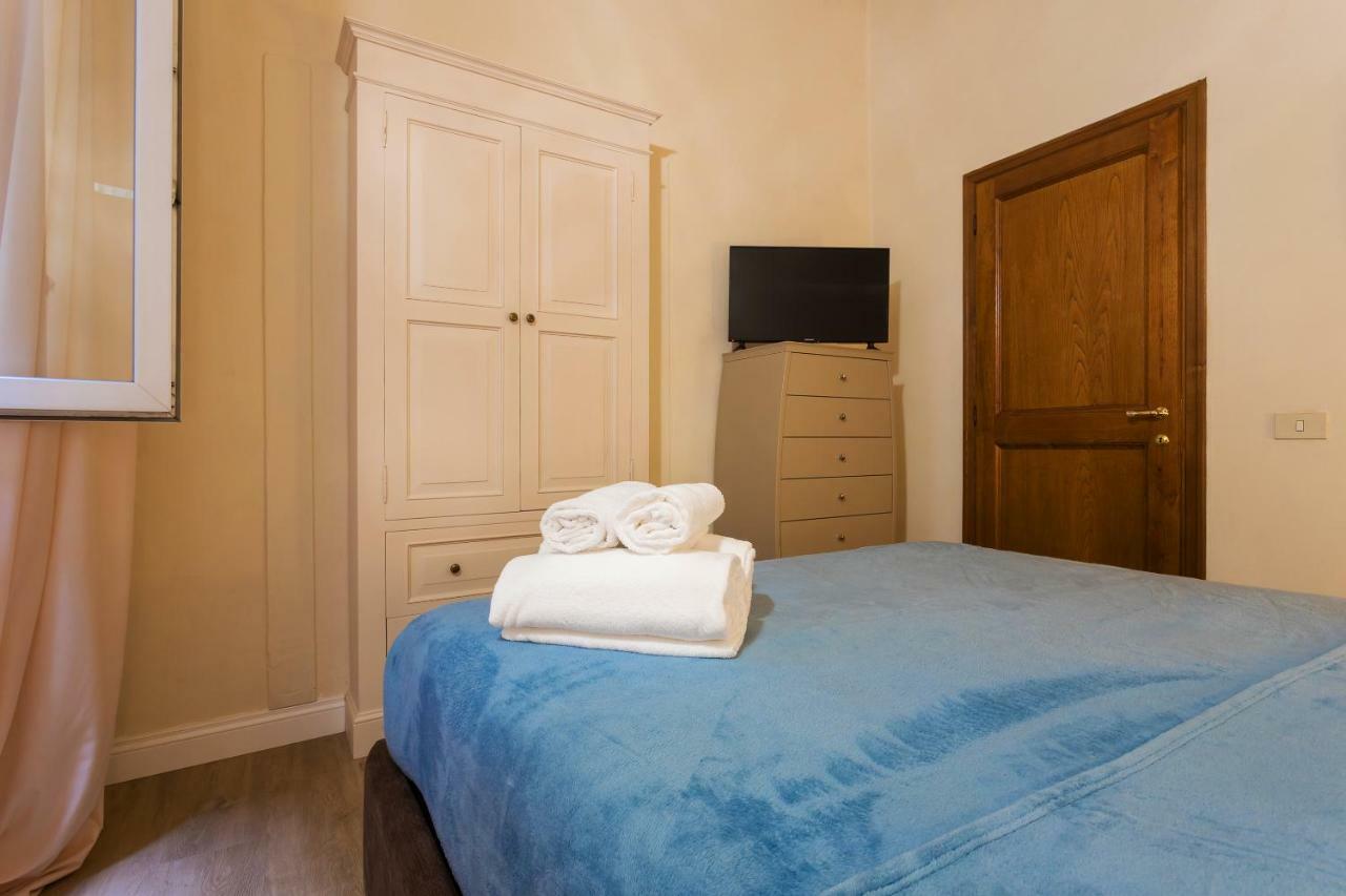 Duomo 2 Bedroom Apartment Florence Extérieur photo
